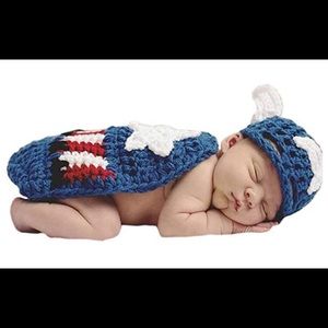 Newborn baby boy photography prop Avengers NWT